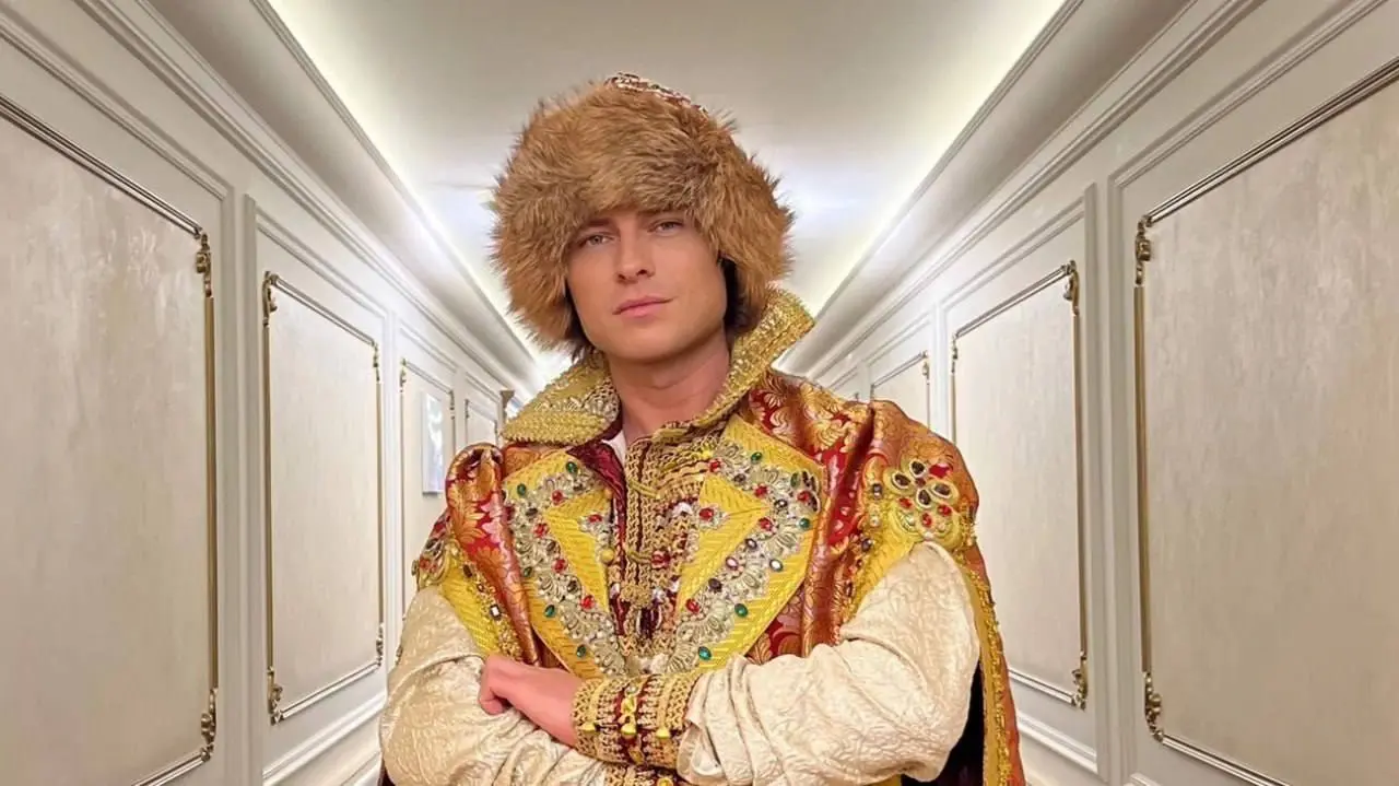 🎙️Прохор Шаляпин выступит бесплатно на празднике нового русского стиля «Фолково»
10-11 января 12:00-21:00
В программе:
✨На главной сцене — Прохор Шаляпин, группы Zventa Sventana, «Хвоя» и Московский к... | Сетка — социальная сеть от hh.ru