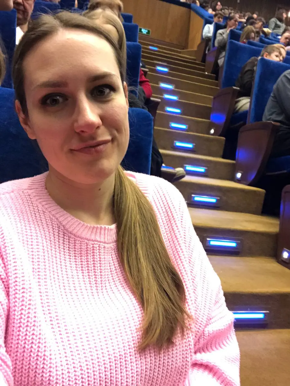 Новогодние гуляния никто не отменял🔥
Попала на ёлку в Московский кремль👌лет 30 там не была👏🔥 | Сетка — социальная сеть от hh.ru