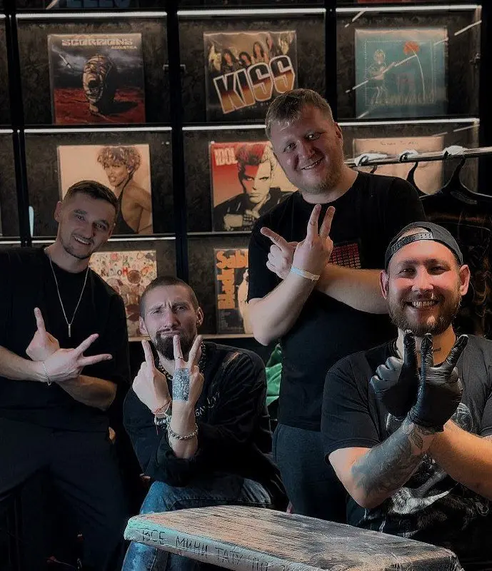 Добро пожаловать в 12Z.
Это канал творческого объединения и будущего пространства,
где человек развивается через искусство | Сетка — социальная сеть от hh.ru