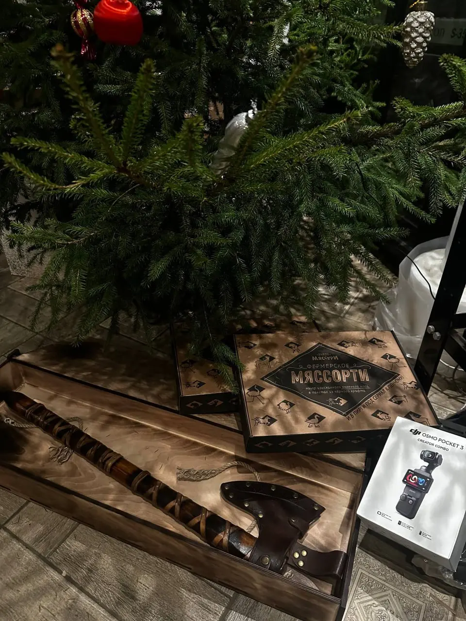 Хороший комплект под елочку 🎄 | Сетка — социальная сеть от hh.ru