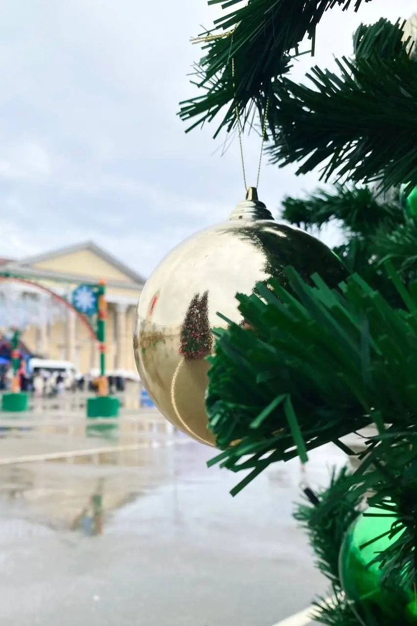 Прогулка по центру
📸 Karandash
🤩Подписаться | Прислать новость
В этом посте были ссылки, но мы их удалили по правилам Сетки | Сетка — социальная сеть от hh.ru