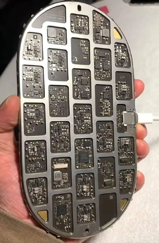 Apple отменила выпуск зарядного коврика AirPower в марте 2019 года, так как устройство не соответствовало высоким стандартам компании | Сетка — социальная сеть от hh.ru
