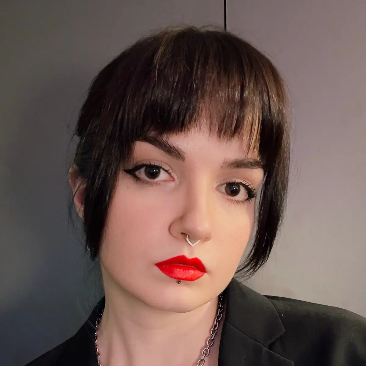 Бонни Варяница | Сетка — социальная сеть от hh.ru