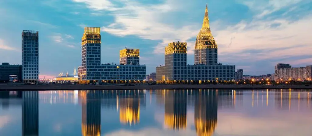 Перспективы развития Санкт-Петербурга
Различия между двумя главными городами России — Москвой и Санкт-Петербургом — являются предметом долгих обсуждений, продолжающихся не одно десятилетие | Сетка — социальная сеть от hh.ru