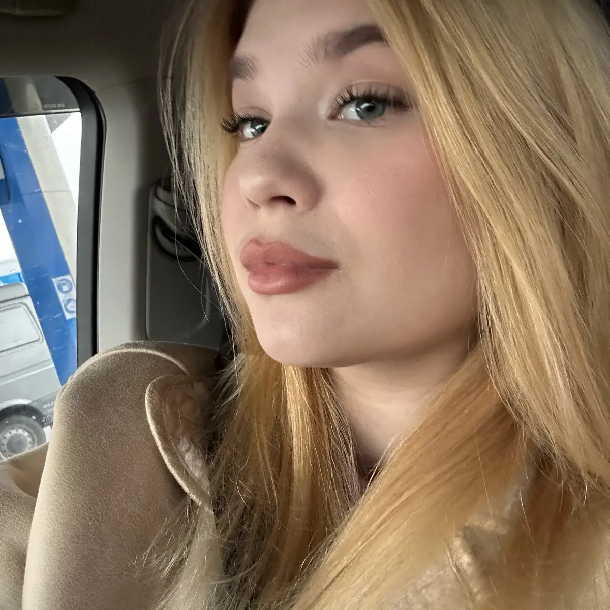 Ксения Голландцева | Сетка — социальная сеть от hh.ru