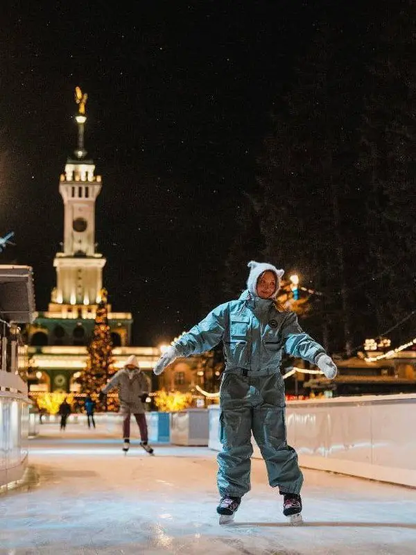 ⛸️Бесплатный каток в парке Северного речного вокзала
Вт-Чт 10:00–22:00
Пт-Вс и праздничные дни 10:00–23:00
Здесь работает уникальный зимний каток: лед покрыл большую часть парковой зоны и даже фонтанн... | Сетка — социальная сеть от hh.ru