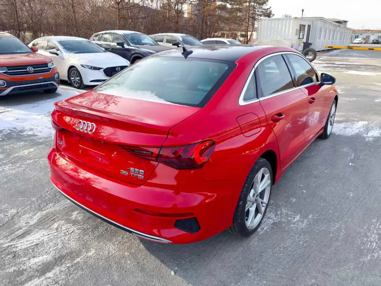 🔥 Очередной заказ DeliCar — уже в пути в Россию
Перед вами Audi A3L 35 TFSI, тот самый автомобиль, который мы оформили под заказ перед Новым годом для нашего клиента | Сетка — социальная сеть от hh.ru