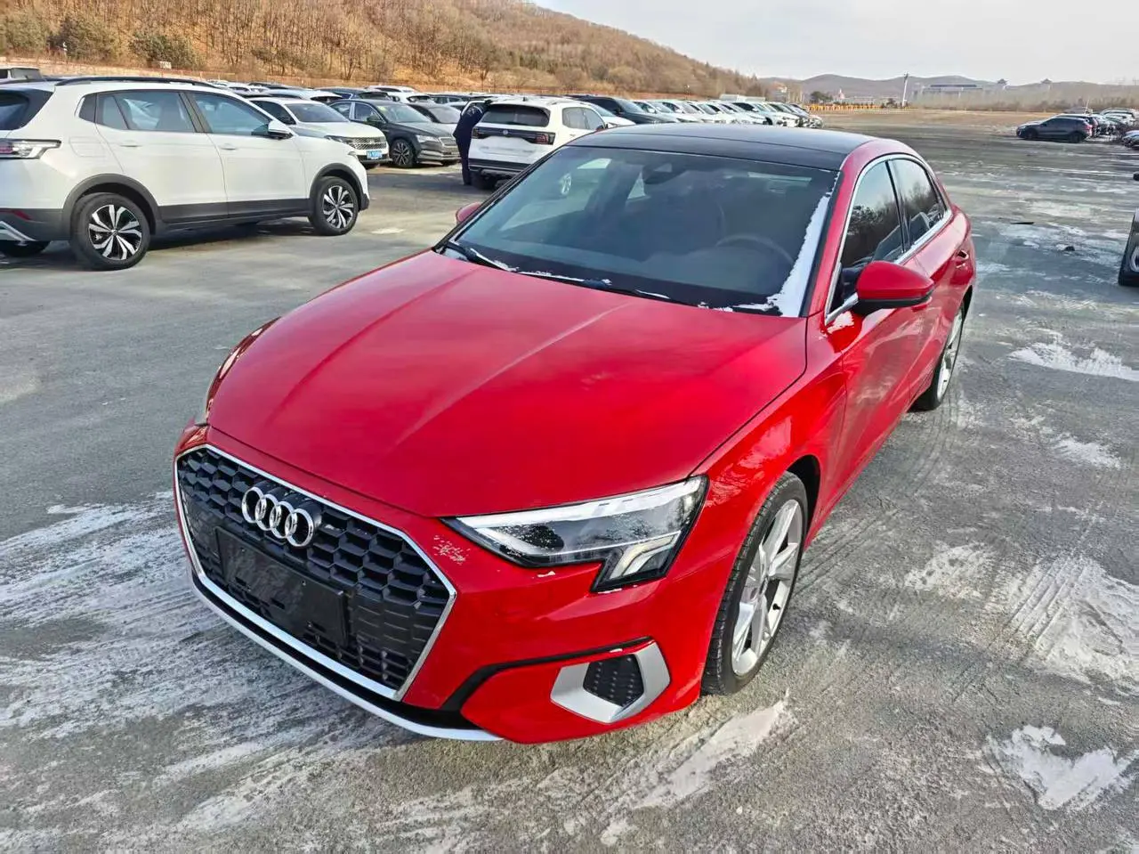 🔥 Очередной заказ DeliCar — уже в пути в Россию
Перед вами Audi A3L 35 TFSI, тот самый автомобиль, который мы оформили под заказ перед Новым годом для нашего клиента | Сетка — социальная сеть от hh.ru