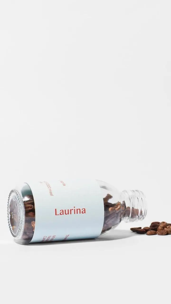 9 разных форматов упаковки кофе у одного производителя.
Three Marks Coffee — испанская обжарочная и кофейня | Сетка — социальная сеть от hh.ru