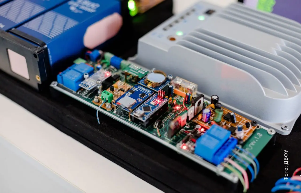 ⏺ Российские ученые создали двумерный альтермагнетик толщиной всего в один атомный слой
Технология позволяет создать спинтронные устройства, способные обрабатывать информацию с помощью спина электрона | Сетка — социальная сеть от hh.ru