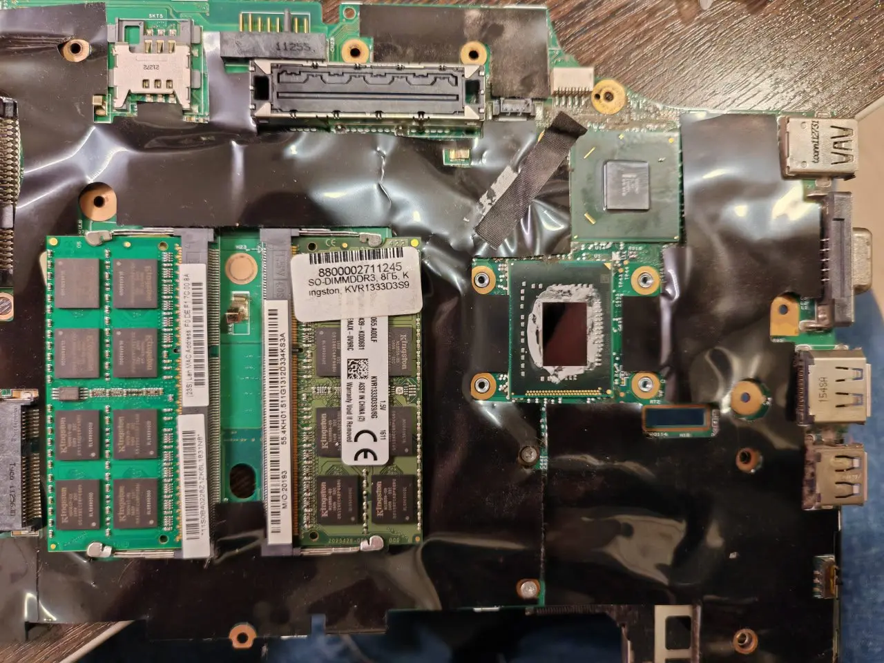 В порыве ностальгии таки достал из шкафа старичка - Thinkpad X220 | Сетка — социальная сеть от hh.ru