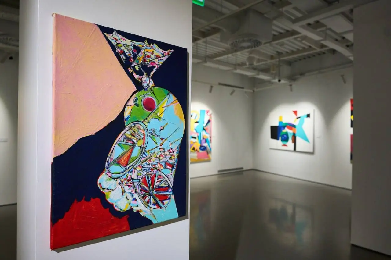🔥Бесплатная выставка Беллы Левиковой «Прочностью отмеченные дали» в Sistema Gallery
ежедневно, 11:00-20:00
до 19 января
Выставка позволяет познакомиться с поздним периодом творчества художницы, чей ст... | Сетка — социальная сеть от hh.ru