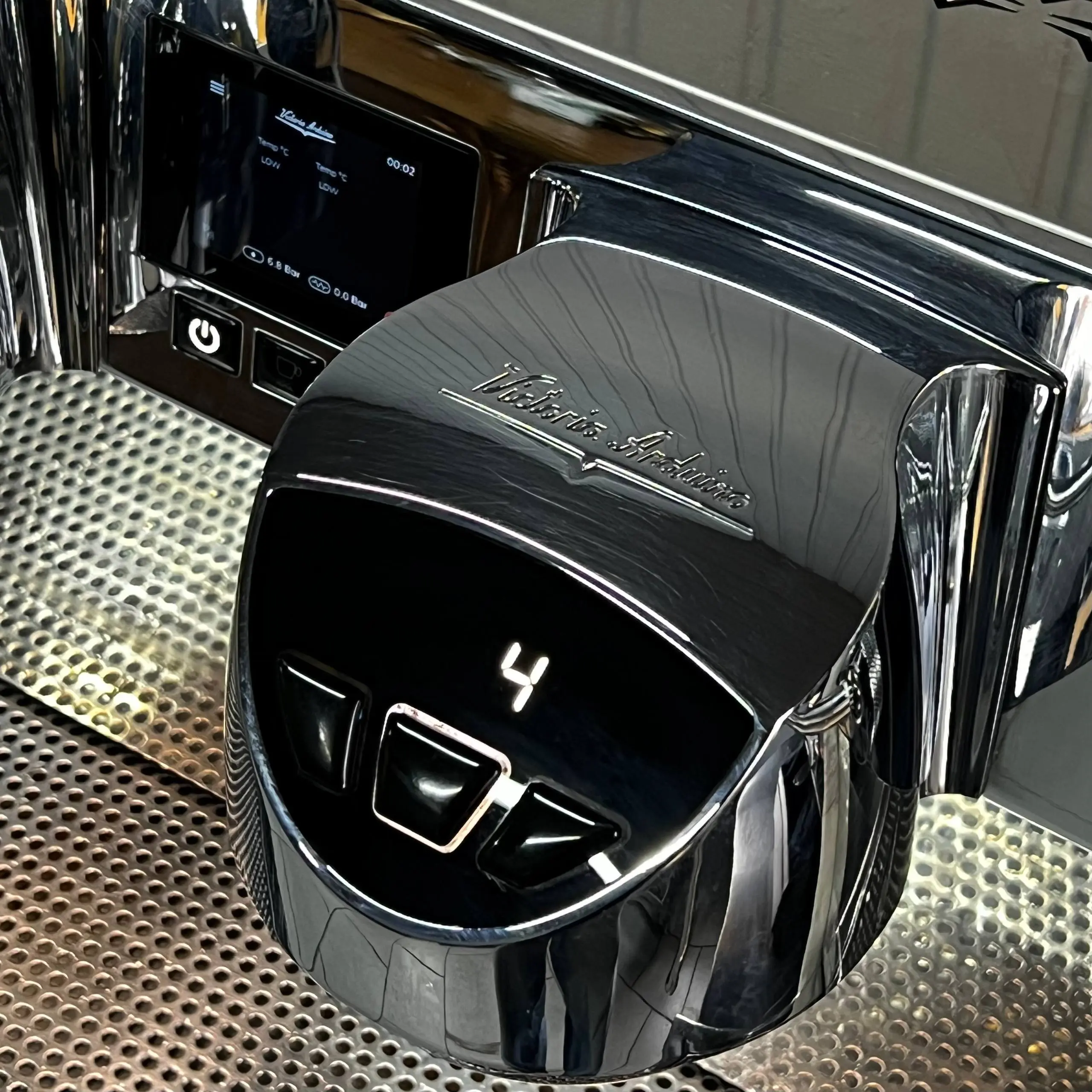 2026: научиться по-новому считать цифры?
Нет. Научиться их слушать и принимать верные решения — быстрее всех.
2026 год расставит всех по местам | Сетка — социальная сеть от hh.ru