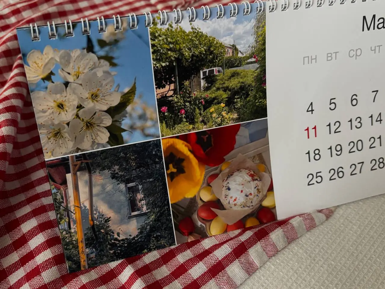 Делюсь календарем, который я делала на подарок любимым дедушке и бабушке ☺️
Портфолио и связь
#календарь@prsndvdesign | Сетка — социальная сеть от hh.ru