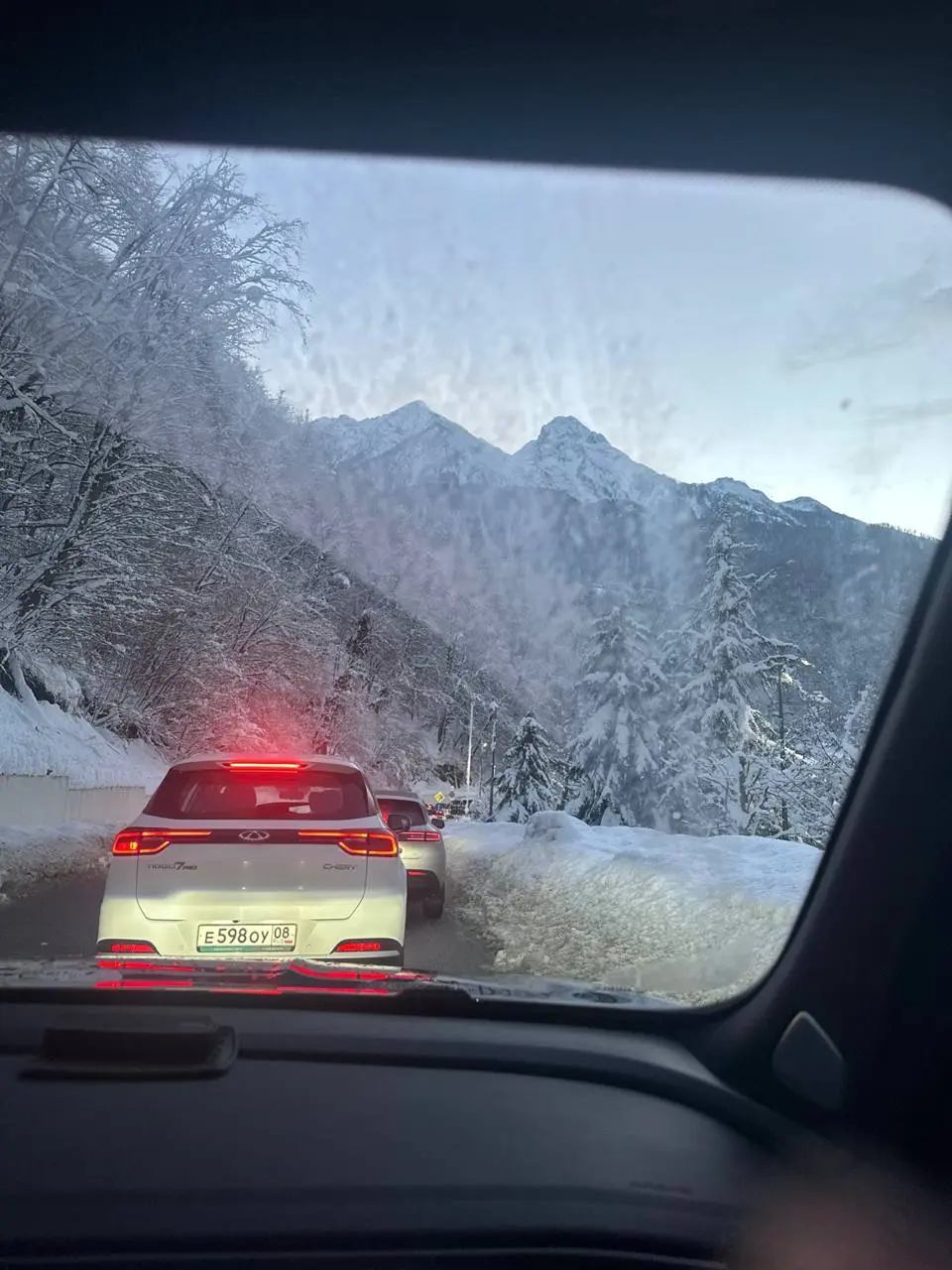 зарисовки январских 🥹💜
И с первым рабочим понедельником, господа!!! Хоть я уже и привыкла НЕ работать, у меня большие красивые планы на 2026,
поэтому я с превеликим кайфом врываюсь в неделю! А вы? | Сетка — социальная сеть от hh.ru