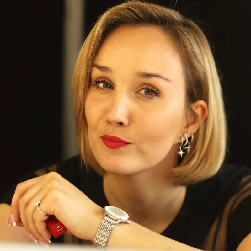 Алина Оболенская