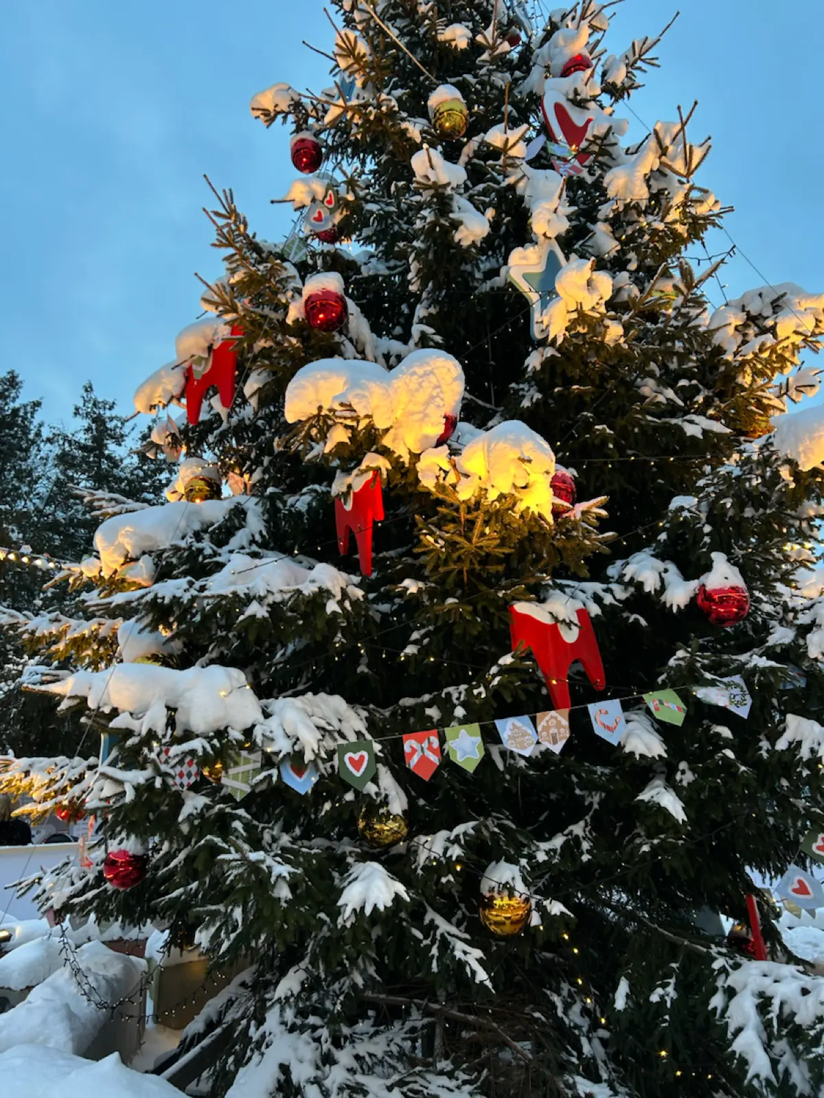 Ща поработаем!  🎄 | Сетка — социальная сеть от hh.ru