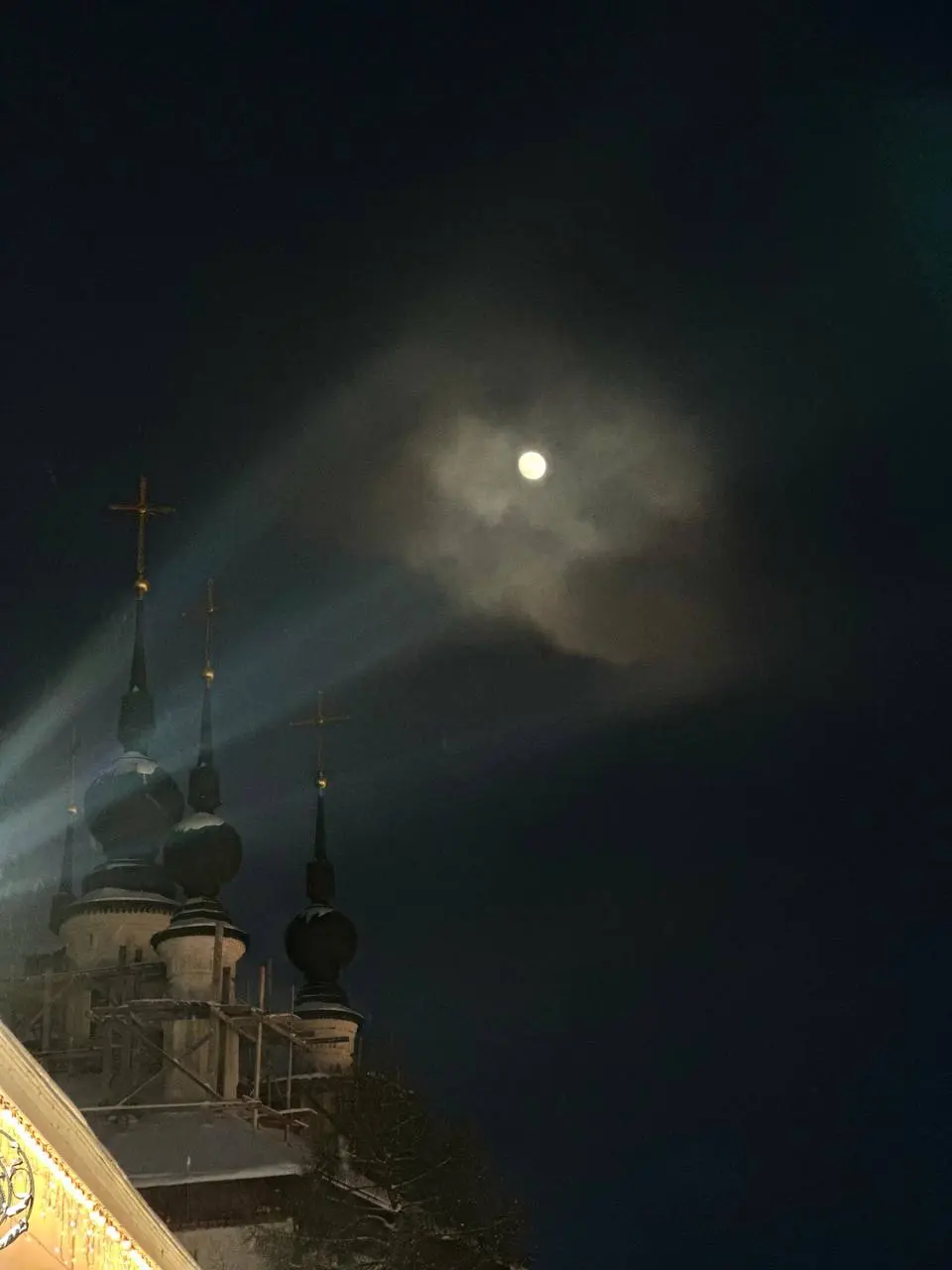 Как я провел новогодние праздники 🫶
Прежде чем мы все окончательно вернемся в рабочую рутину, давайте поделимся, кто как провел новогодние праздники | Сетка — социальная сеть от hh.ru