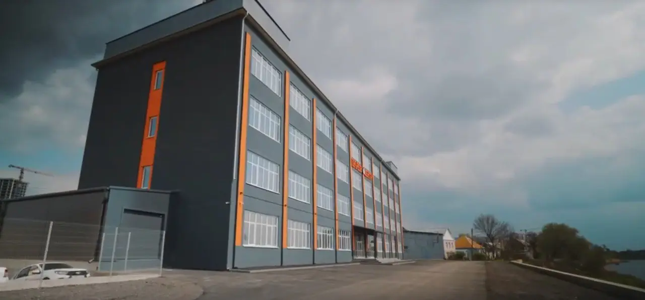 ‼️ИНВЕСТИЦИОННОЕ ПРЕДЛОЖЕНИЕ‼️ ПРОДАЖА ЦОКОЛЬНОГО ЭТАЖА В АСТРАХАНИ
📍 Центр города — пересечение деловых и транспортных потоков
🛍️ Рядом: METRO, образовательные учреждения, высокая проходимость — пеше... | Сетка — социальная сеть от hh.ru