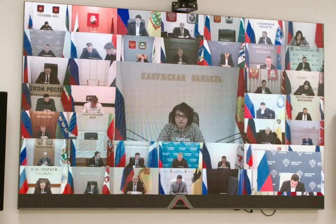 Минстрой России осуществляет мониторинг жилищного строительства в субъектах РФ
Замминистра строительства и ЖКХ РФ Никита Стасишин провел совещание с субъектами по вводу жилья и выполнению показателей ... | Сетка — социальная сеть от hh.ru
