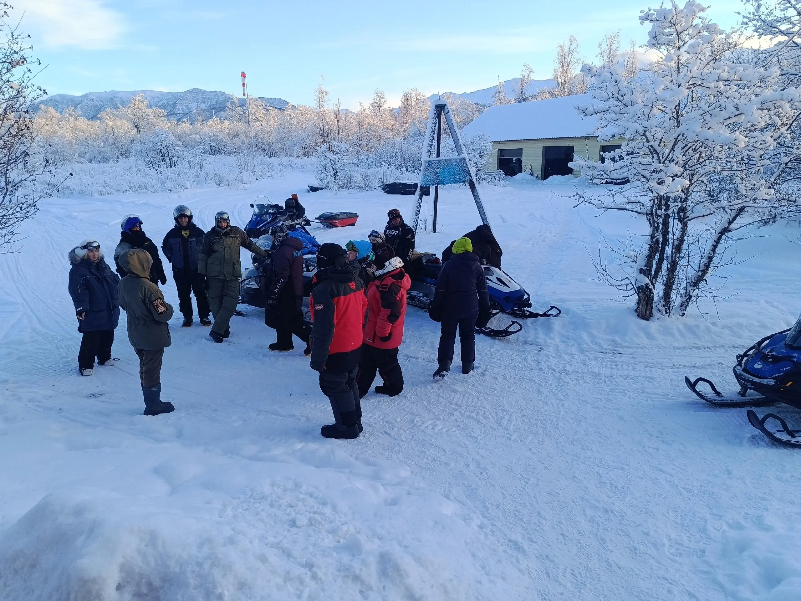 ❄🌲 Первые в этом году гости побывали в «Зимней сказке»
Так называется снегоходный маршрут, который проходит по Лазовскому участку Кроноцкого заповедника | Сетка — социальная сеть от hh.ru