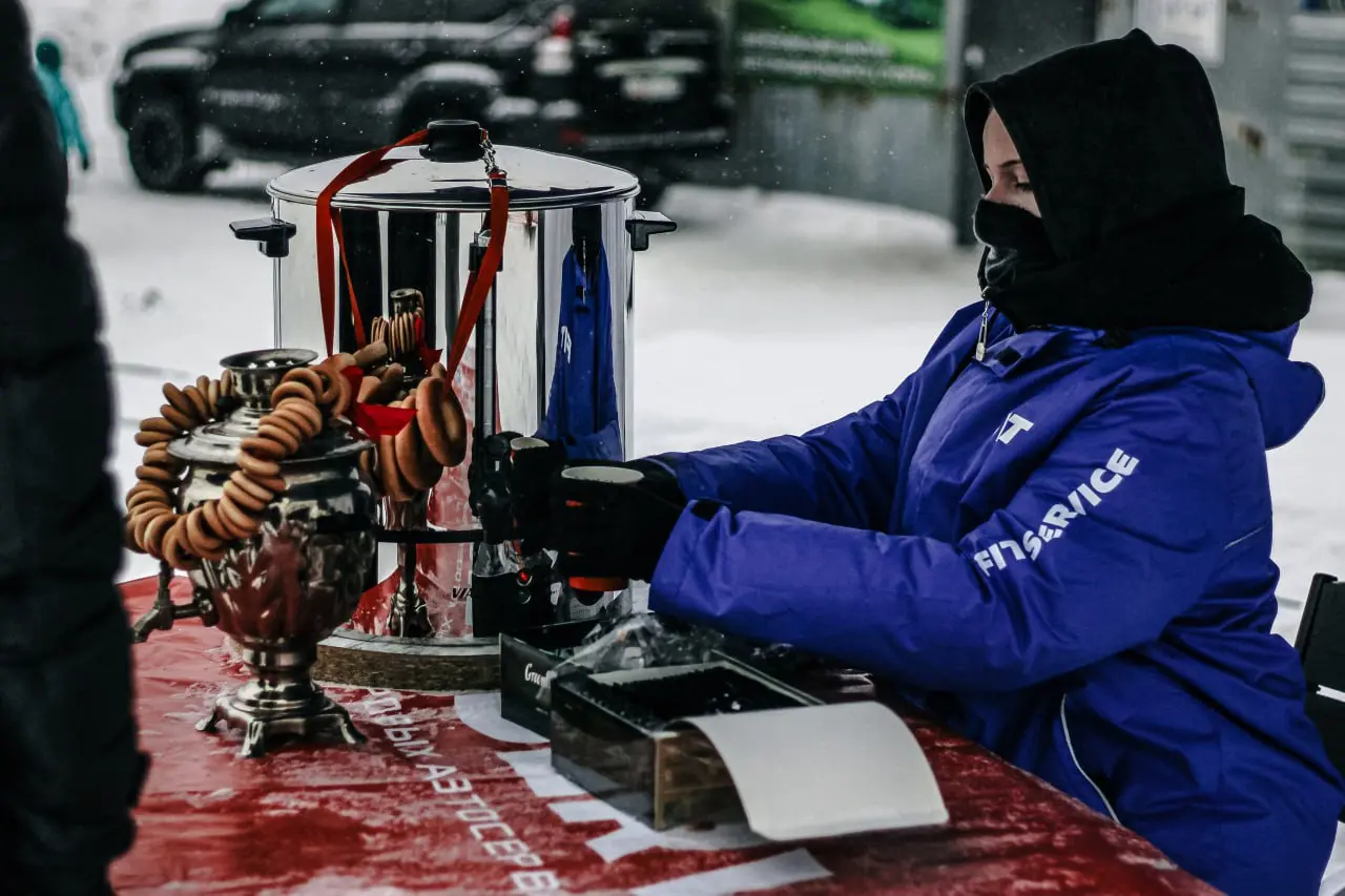 28 декабря — закрыли 2025-й на максимальных оборотах! 🏁⚡️
Кто-то украсил автомобиль, а кто-то и сам нарядился в сказочных персонажей🎅
В Берёзовском финишировал второй этап ралли-спринта «Новый поворот... | Сетка — социальная сеть от hh.ru