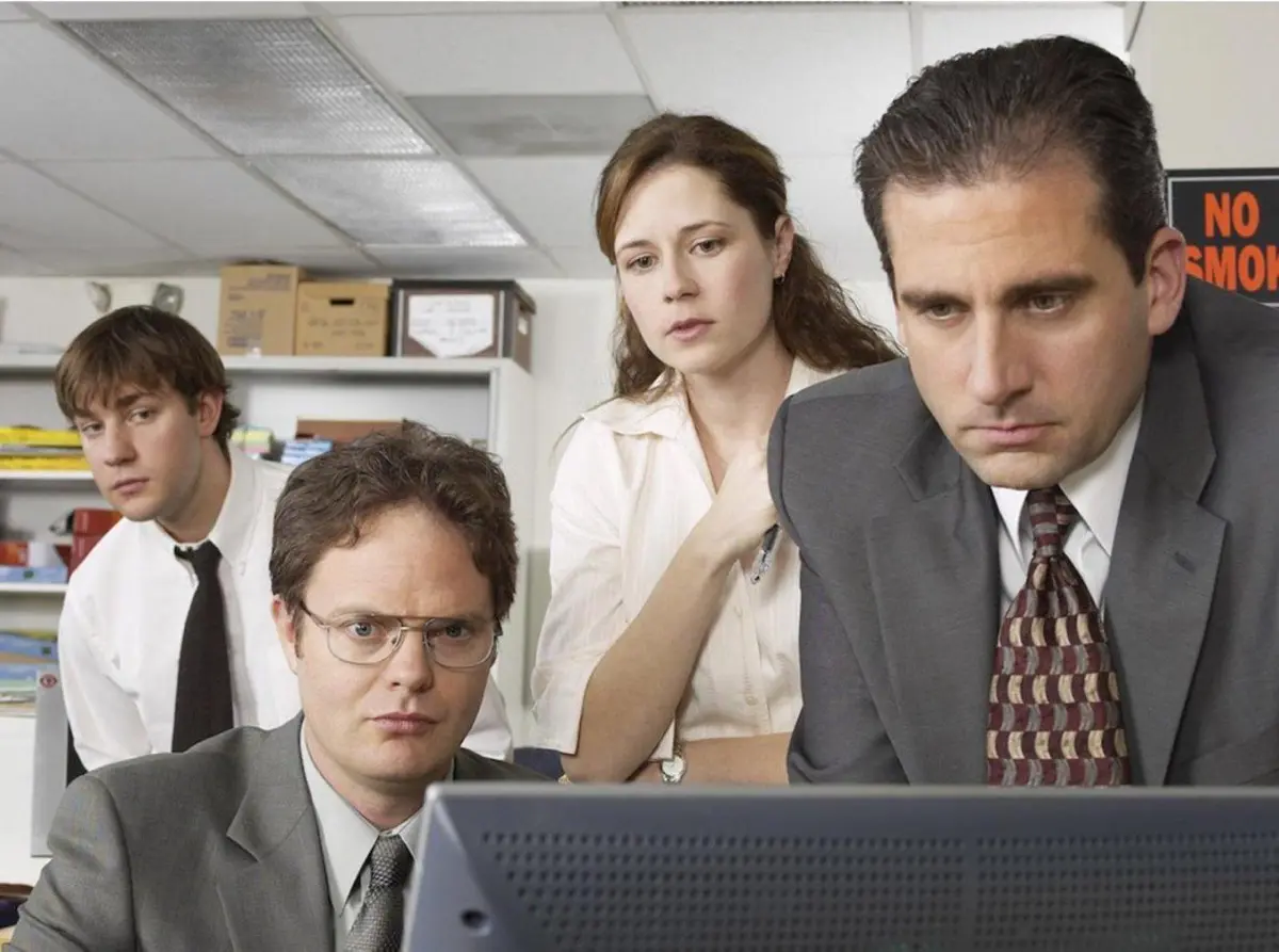 Искать ли работу перед длительными праздниками? 🤔 | Сетка — социальная сеть от hh.ru