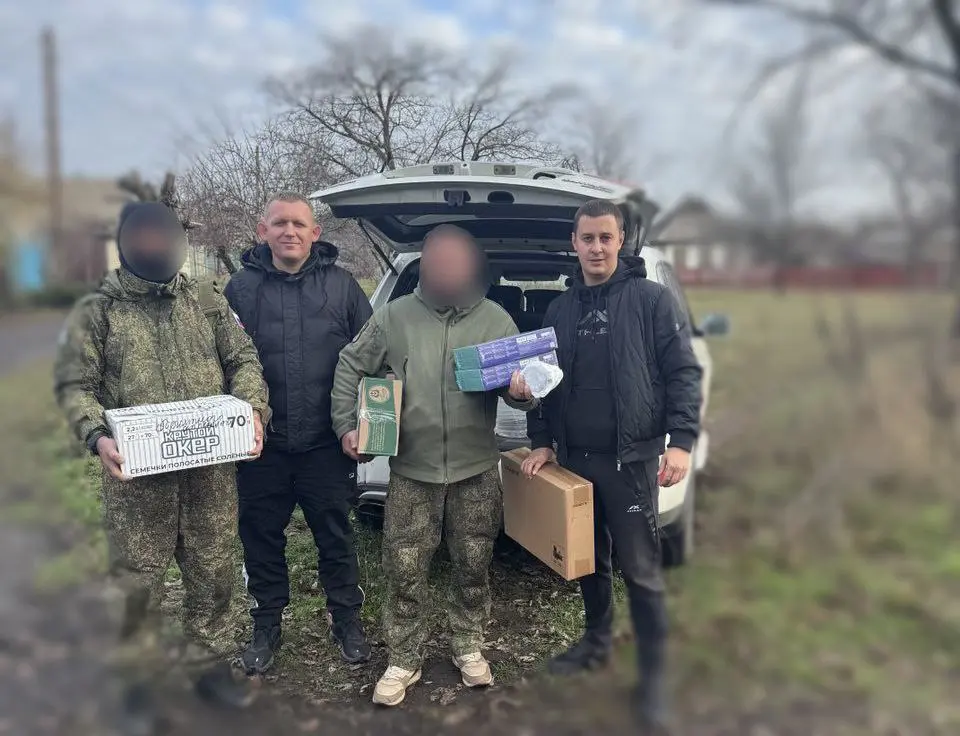 Очередной гуманитарный груз был направлен из Грачевского округа в зону СВО
Делегация навестила земляков, которые с честью выполняют свой гражданский долг на Донецком, Запорожском и Херсонском направле... | Сетка — социальная сеть от hh.ru
