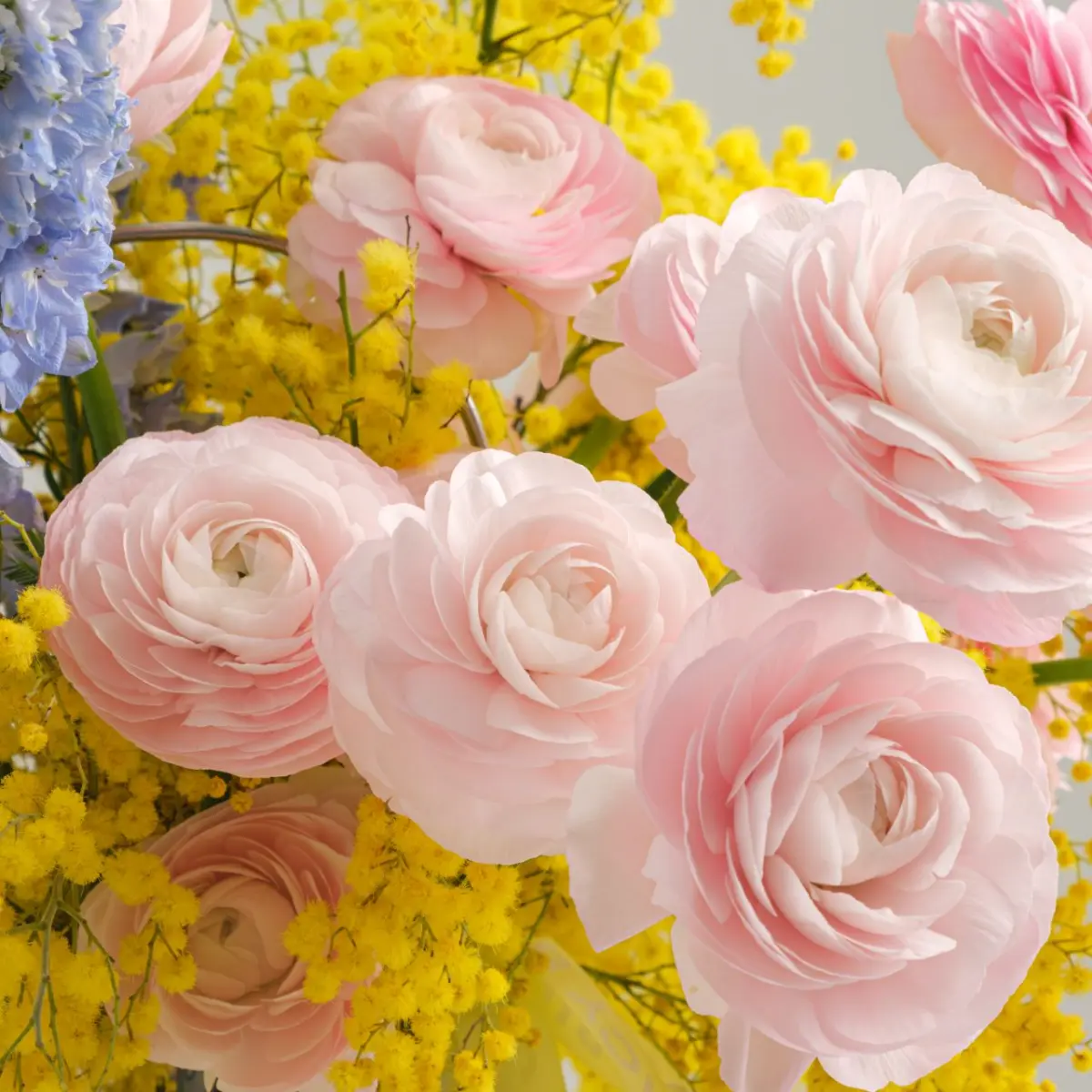 Вопрос тем, кому поручили «организовать цветы к 8 Марта» 👇 | Сетка — социальная сеть от hh.ru