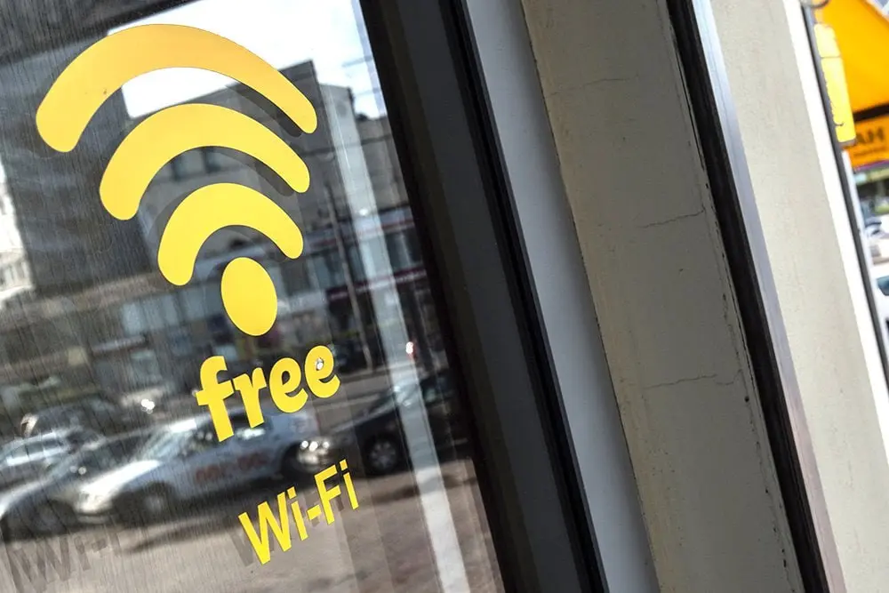 ⏺ СМИ: «Трафик в публичных сетях Wi-Fi в России вырос почти в 11 раз»
Трафик в публичных сетях Wi-Fi в России в 2025 году вырос в 10,6 раз по сравнению с предыдущим годом и достиг 13,8 млн терабайт | Сетка — социальная сеть от hh.ru