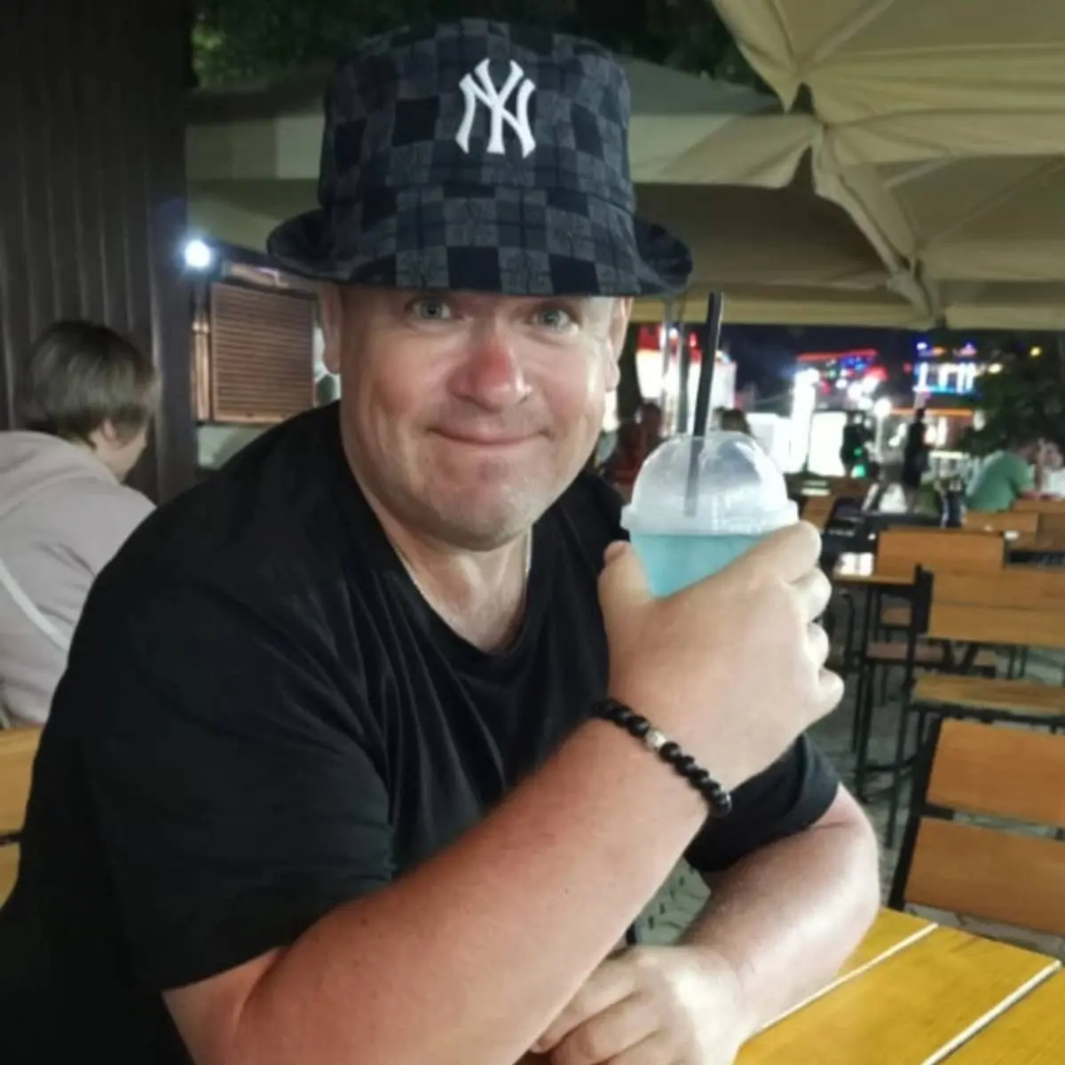 Дмитрий Пчельников