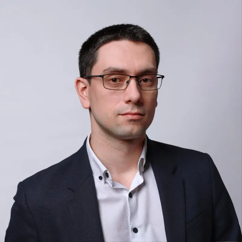 Станислав Ларин | Сетка — социальная сеть от hh.ru