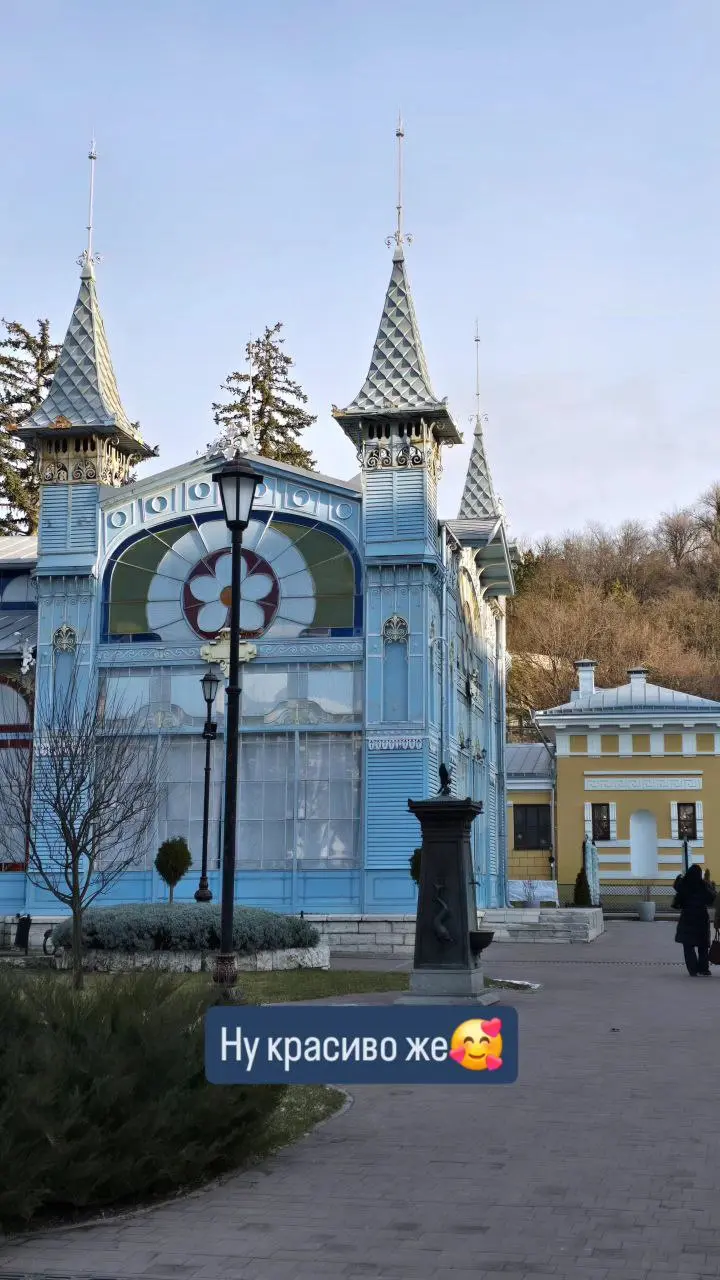 Великое переселение Остапа Бендера и Кисы Воробьянинова в Пятигорск.
Отчёт очевидца.👀
Командировка в город-курорт выдалась на редкость содержательной | Сетка — социальная сеть от hh.ru