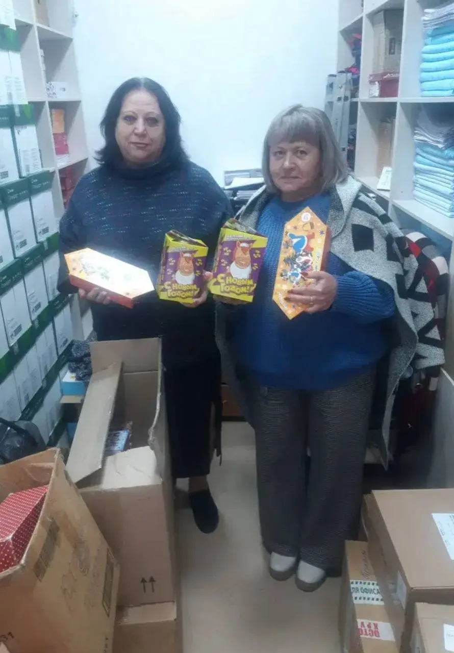 ✨ Волшебство новогодних чудес продолжается!
Сегодня мы с радостью сообщаем, что в канун 2026 года передали 35 новогодних подарков детям из приюта в станице Динской | Сетка — социальная сеть от hh.ru