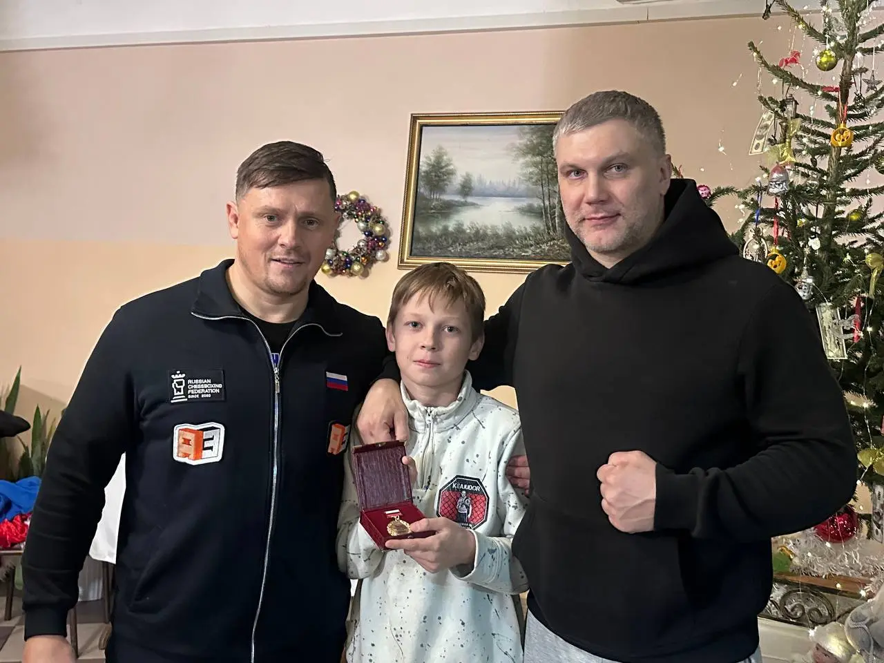 🔥 Наши спортивные сборы — это больше, чем тренировки!
Мы:
✔ пахали на занятиях до пота;
✔ смеялись и общались до упаду;
✔ исследовали новые места на экскурсиях;
✔ устраивали киновечера с топовыми филь... | Сетка — социальная сеть от hh.ru
