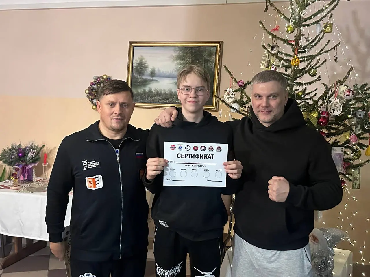 🔥 Наши спортивные сборы — это больше, чем тренировки!
Мы:
✔ пахали на занятиях до пота;
✔ смеялись и общались до упаду;
✔ исследовали новые места на экскурсиях;
✔ устраивали киновечера с топовыми филь... | Сетка — социальная сеть от hh.ru