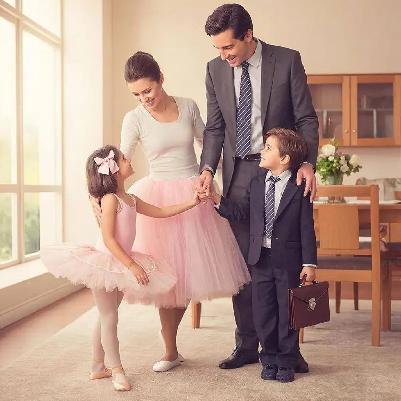 Как родители влияют на судьбу ребёнка? 👶
Знаете, почему дети часто повторяют судьбу родителей или, наоборот, становятся их полной противоположностью? Дело в том, что в семье происходит особое распреде... | Сетка — социальная сеть от hh.ru