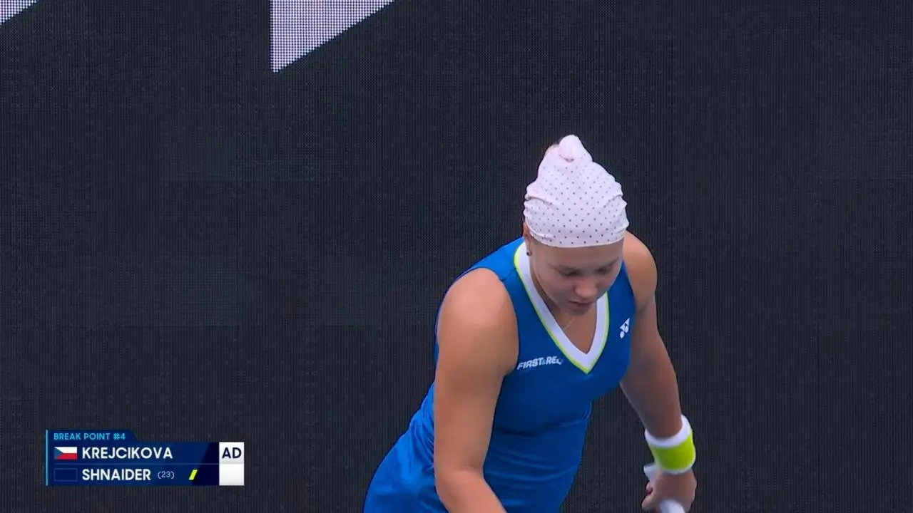 🎾 Рекордный брендинг проектов FONBET и WINLINE на Турнире Большого Шлема!
Сейчас идет Australian Open — один из 4-х ТБШ по теннису.
У наших букмекеров там 7 спортсменов | Сетка — социальная сеть от hh.ru