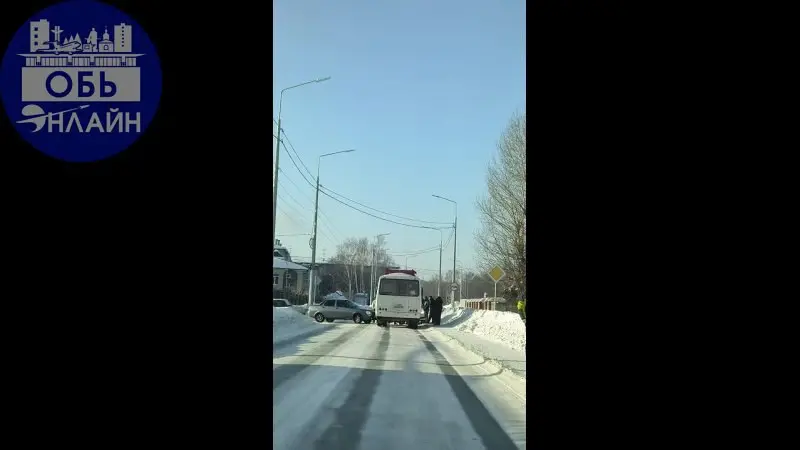 ↗ ДТП на Больнице.Движение полностью перекрыто.
vk.ru
Подробнее на https://vk.com/ob.gorod
#городобь #городобьонлайн #толмачево | Сетка — социальная сеть от hh.ru