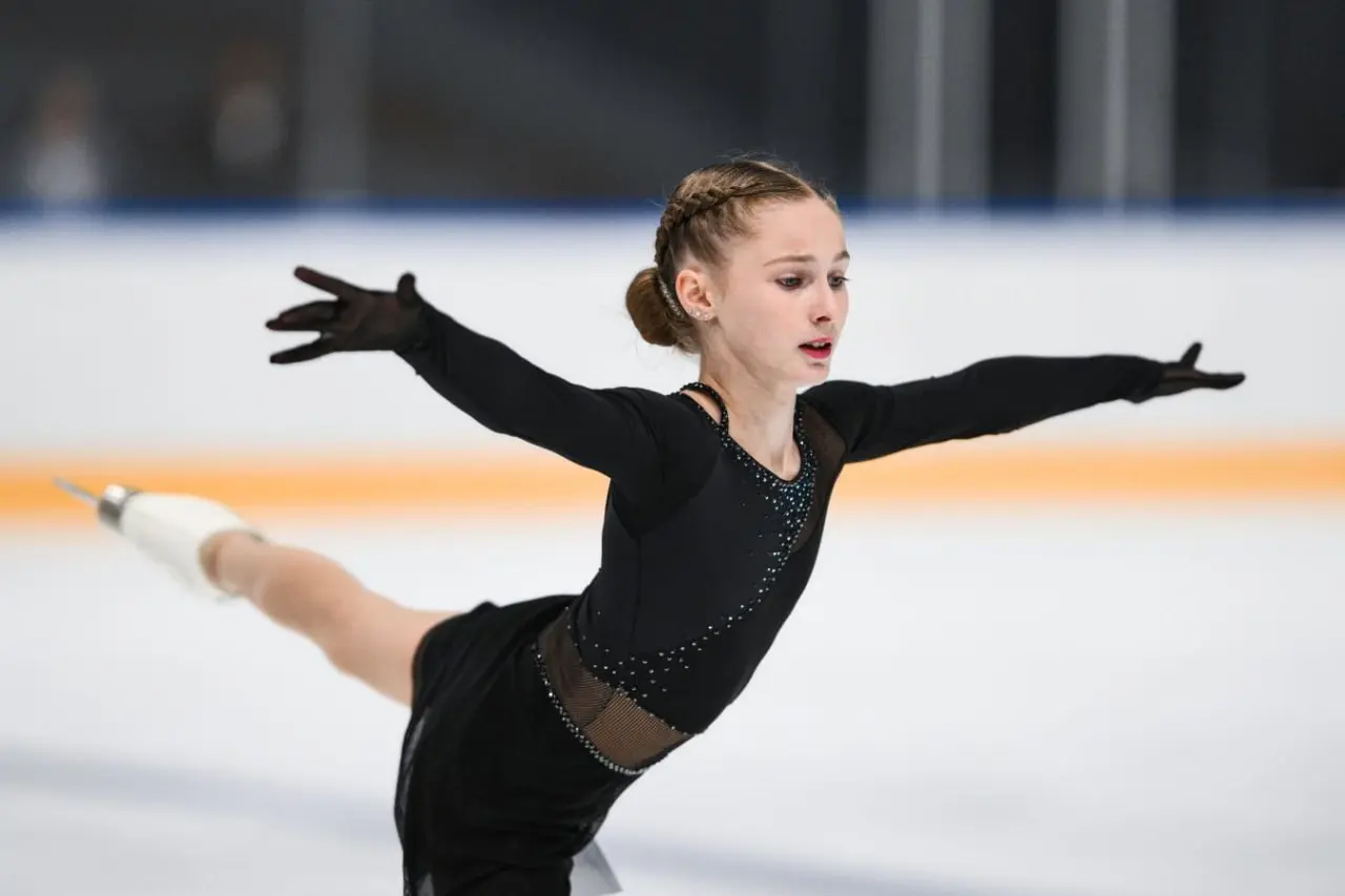 🔥Бесплатные мастер-классы по фигурному катанию от знаменитых фигуристов
⛸23 января в 17:00 — Маргарита Базылюк
⛸24 января в 18:00 — Александр Энберт
⛸25 января в 11:30 — Александра Бойкова и Дмитрий К... | Сетка — социальная сеть от hh.ru