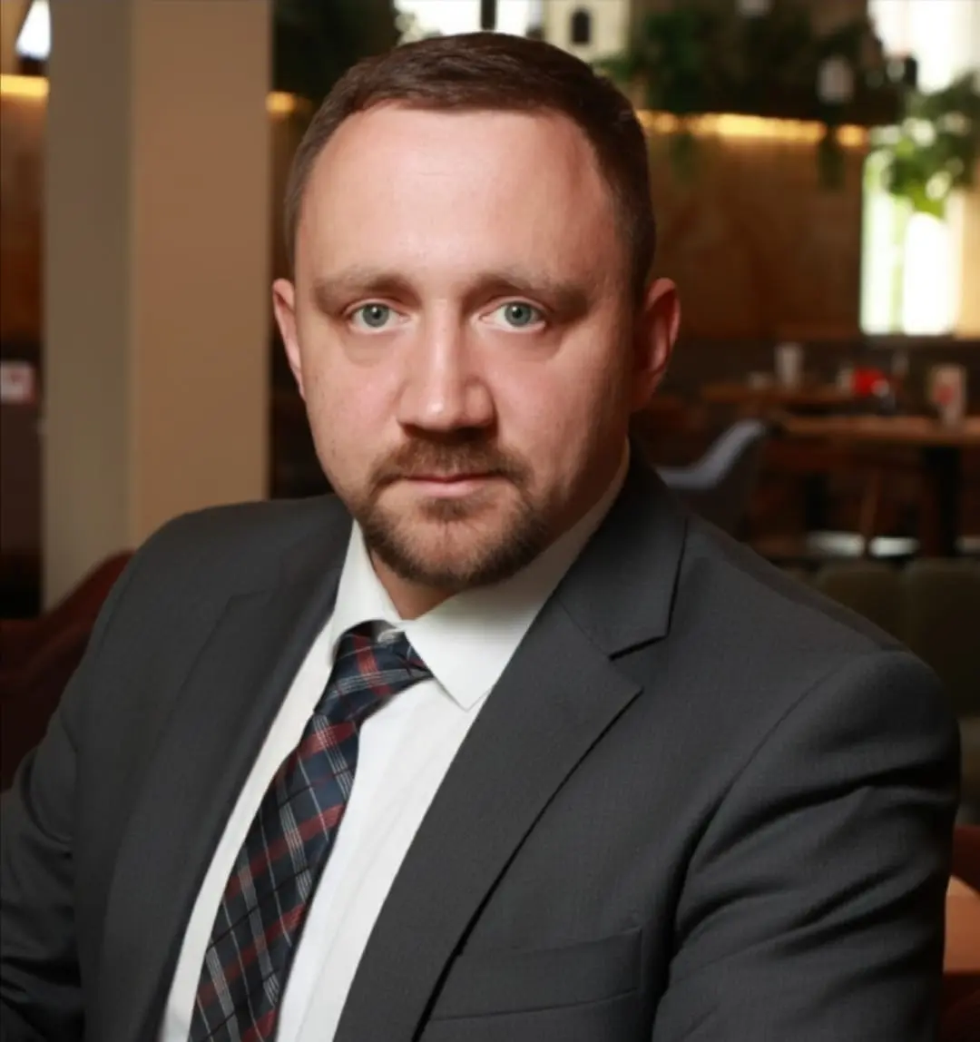 💎 Рекомендую топового Директора по внешним коммуникациям с 19+ летним опытом в PR, GR и антикризисном управлении | Сетка — социальная сеть от hh.ru