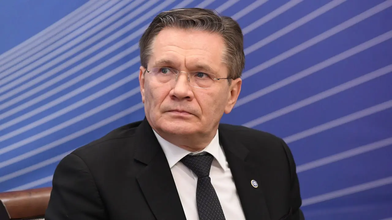 ⏺ Глава Росатома Алексей Лихачев прямо сейчас отчитывается по работе госкорпорации на встрече с премьер-министром РФ Михаилом Мишустиным
Что уже известно:
🗄 Росатом делает все для ввода в 2026 году в ... | Сетка — социальная сеть от hh.ru