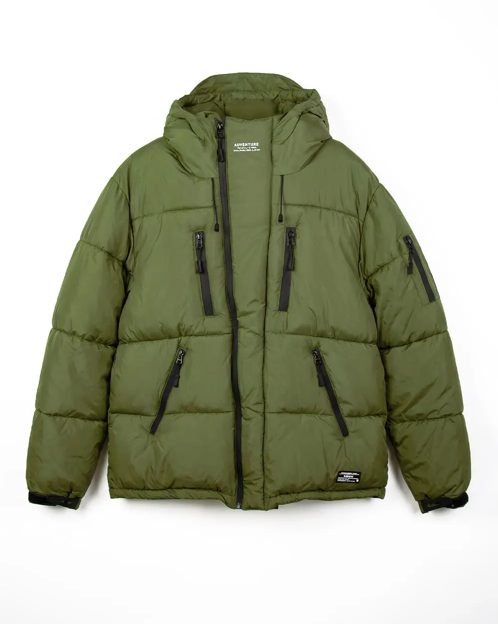 #нейросеть #ai #дизайн #фотография #моиработы
Ещё одна куртка RADIUM приехала к нам в магазин💅
Эти фото результат комбинированной работы
с реальными фото и генеративными | Сетка — социальная сеть от hh.ru