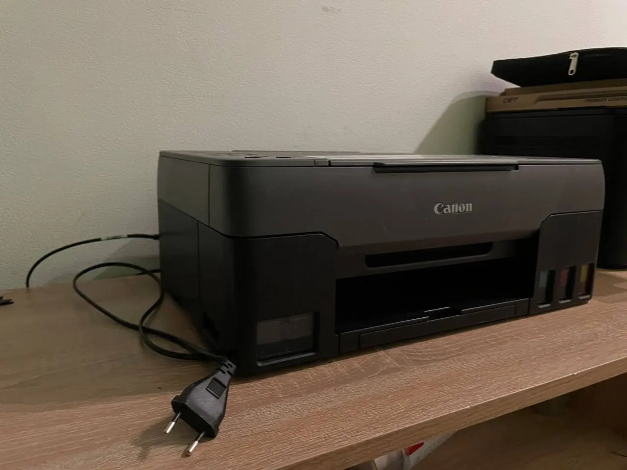 Так же к нам на ремонт и обслуживание принесли струйный принтер
Canon pixma g3420
Для восстановления насыщенности цветов, т.к. идут жалобы на бледную печать | Сетка — социальная сеть от hh.ru