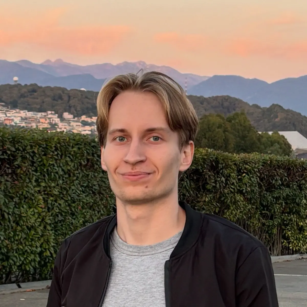 Никита Кобзев