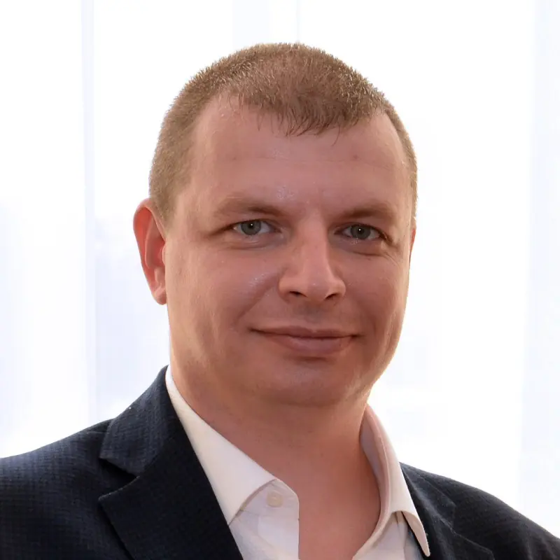 Андрей Савельев