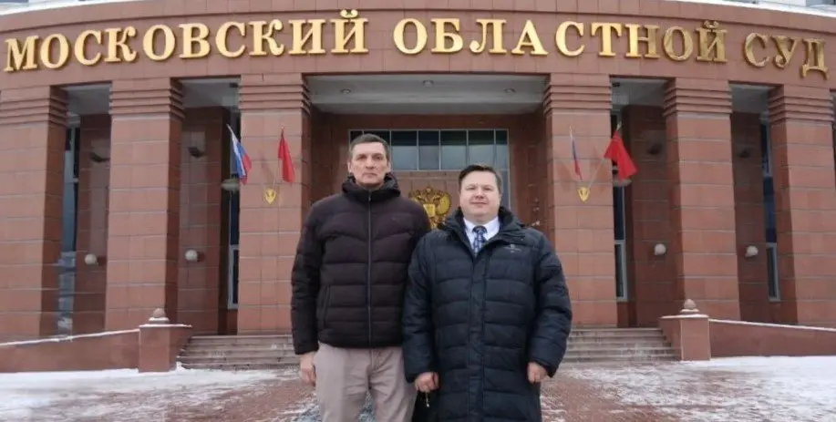 Работа адвоката после приговора
Многие считают, что адвокат по уголовным делам занимается только помощью при задержании, обысках, в ходе предварительного расследования или в судебном процессе при расс... | Сетка — социальная сеть от hh.ru
