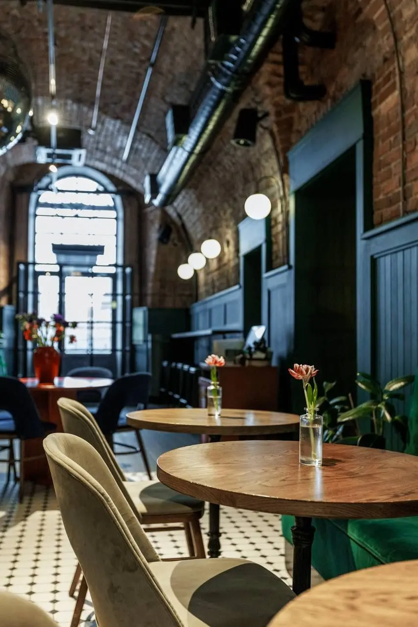 Kuznya Cafe закрывается на реконструкцию. На его месте скоро появится новый проект, о котором расскажем позже | Сетка — социальная сеть от hh.ru