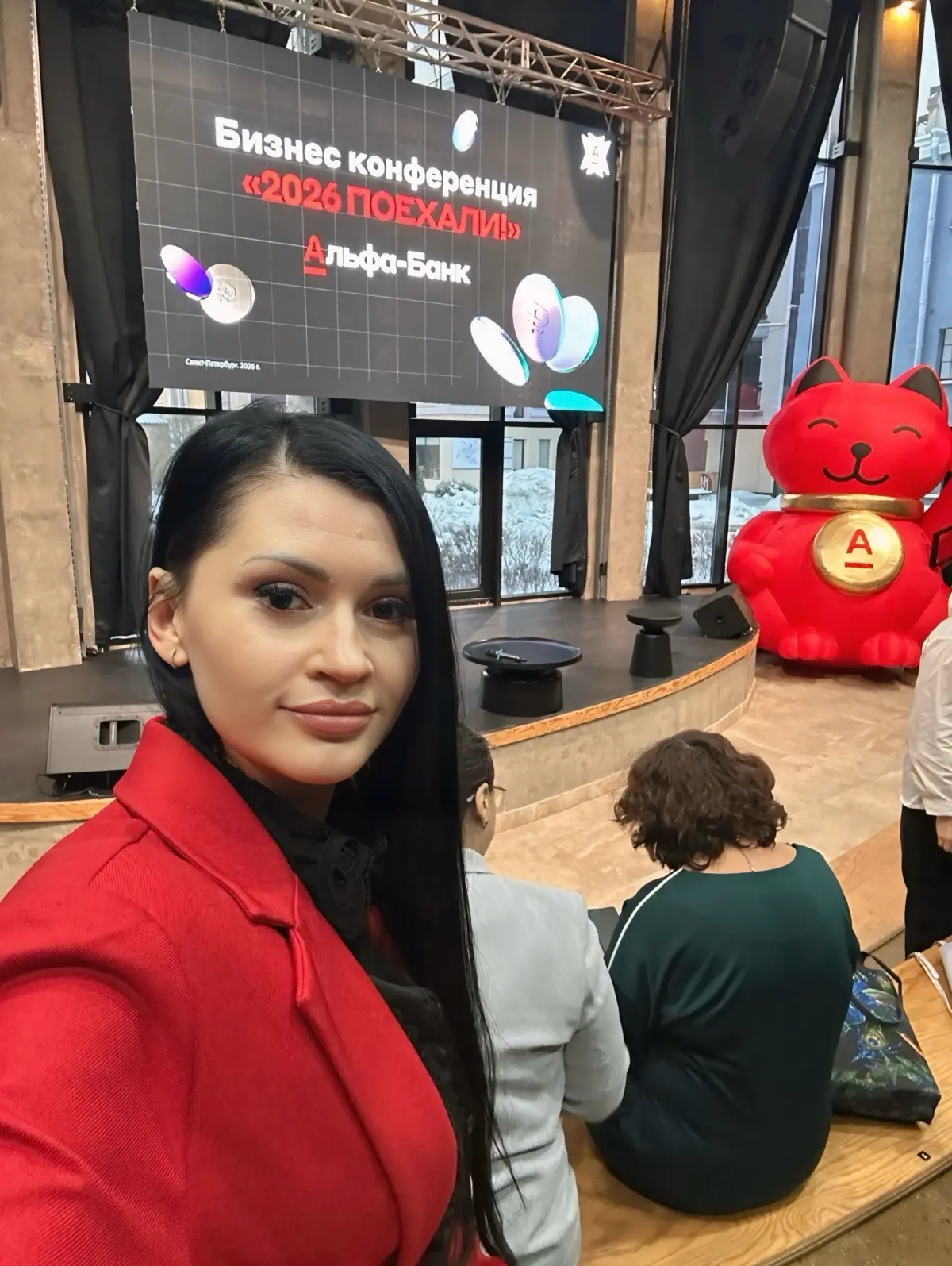 🅰️ Главные мысли, запомнившийся после сегодняшней конференции Альфабанка
ИЖС - все ❌ банк закрыл направление
Фокус в этом у Альфы по ипотеке - на вторичку
В Петербурге выставлено на продажу 13 | Сетка — социальная сеть от hh.ru