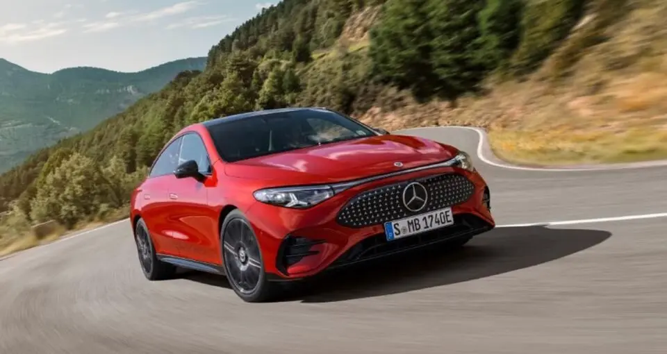 🛡️ Mercedes-Benz CLA взял максимум по безопасности
Mercedes-Benz CLA получил высшую оценку Euro NCAP в 2025 году | Сетка — социальная сеть от hh.ru